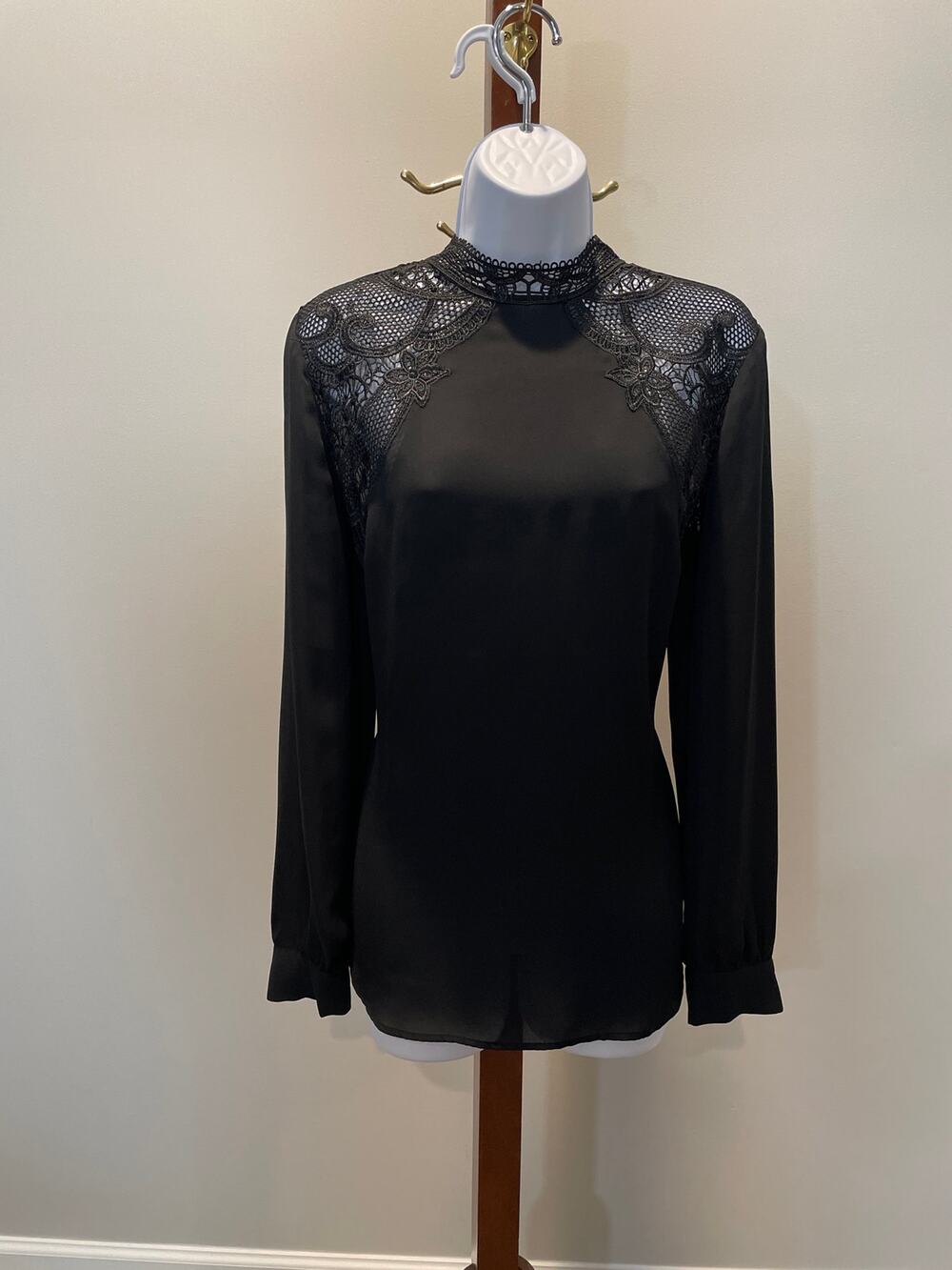 The Limited Black Chiffon Lace Mock Neck High Low Blouse Size L